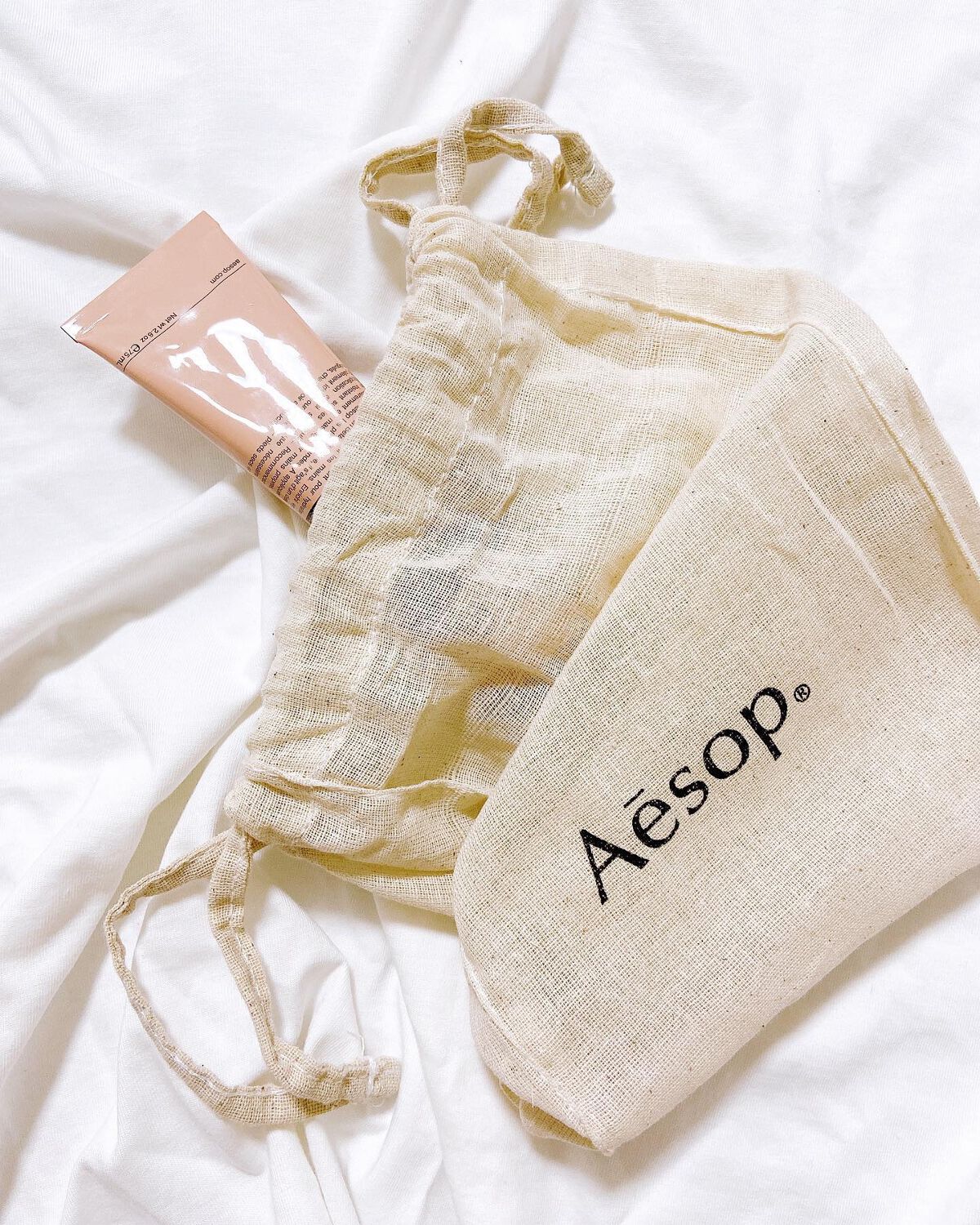 アンドラム アロマティック ハンドバーム/Aesop/ハンドクリームを使ったクチコミ(3枚目)