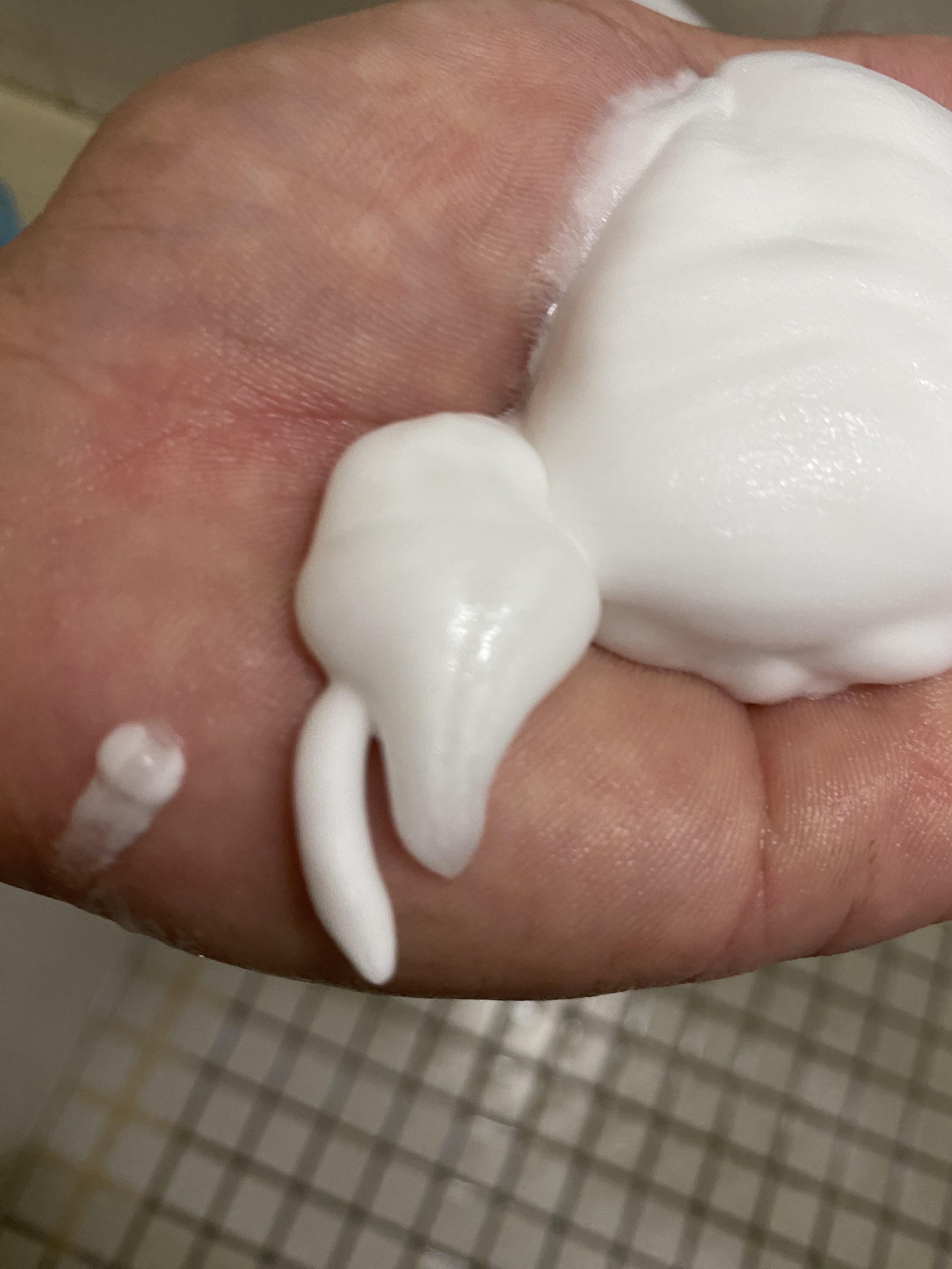 easy ハイブリッド ジェルフォーム シトラスウッドの香り/MARO/ムダ毛ケアを使ったクチコミ（2枚目）