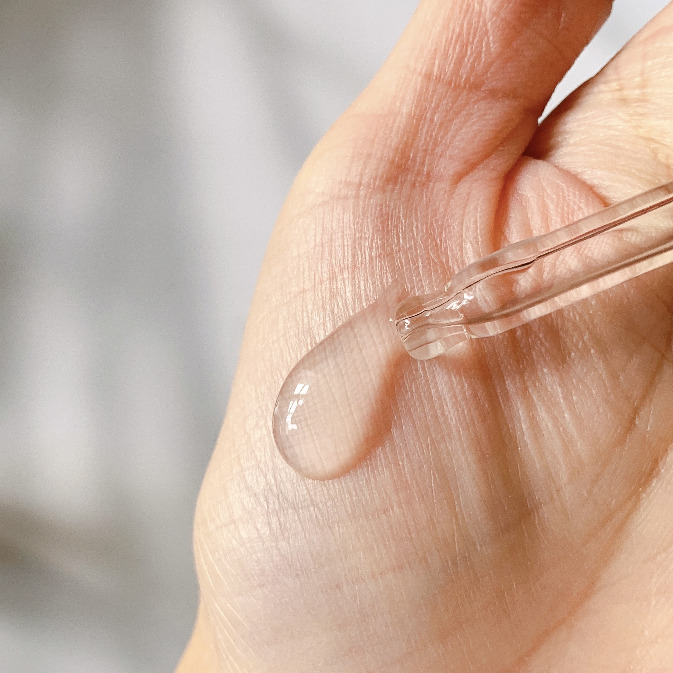 グロッシー モイスチャー アンプル/Milk Touch/美容液を使ったクチコミ（2枚目）