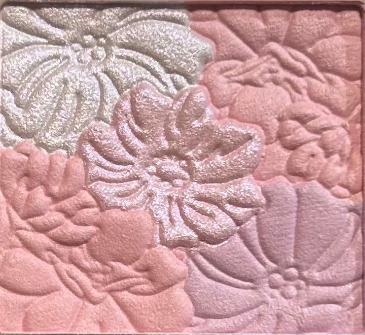 グロウフルールチークス(ブレンドタイプ)/キャンメイク/パウダーチークを使ったクチコミ(2枚目)