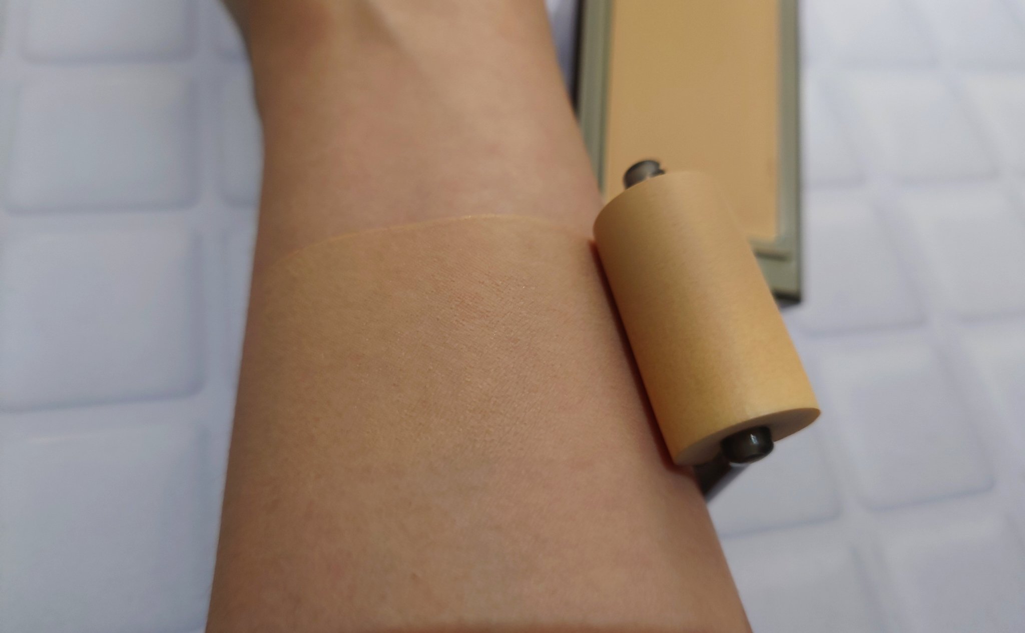 プリマヴィスタ デイトリートメントバーム 〈ローラータイプ〉/プリマヴィスタ/その他ファンデーションを使ったクチコミ（2枚目）