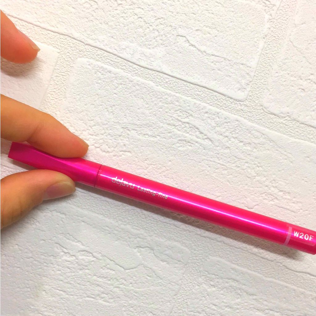 「密着アイライナー」しなやか筆リキッド/デジャヴュ/リキッドアイライナーを使ったクチコミ(1枚目)