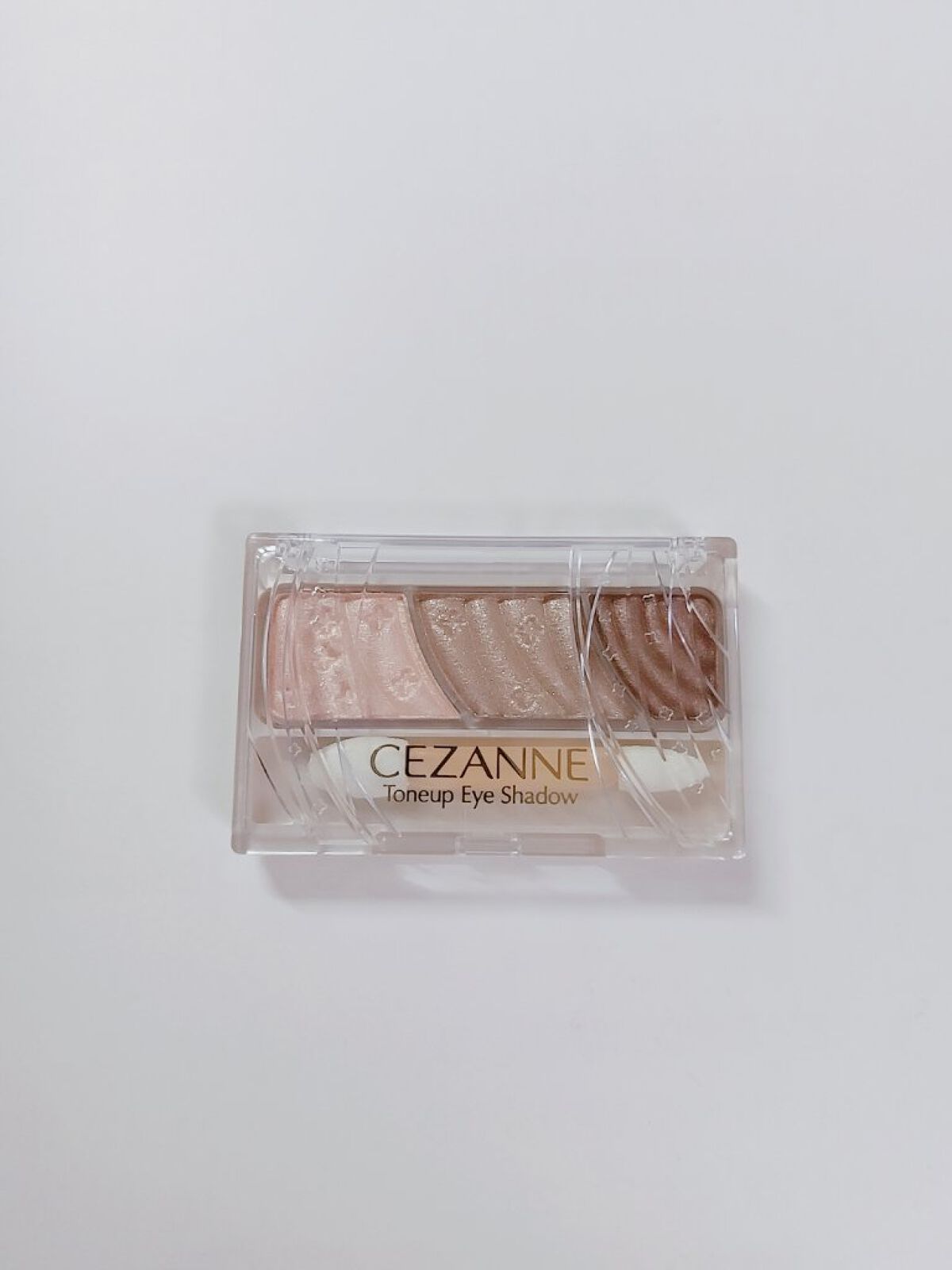 トーンアップアイシャドウ/CEZANNE/アイシャドウパレットを使ったクチコミ（3枚目）