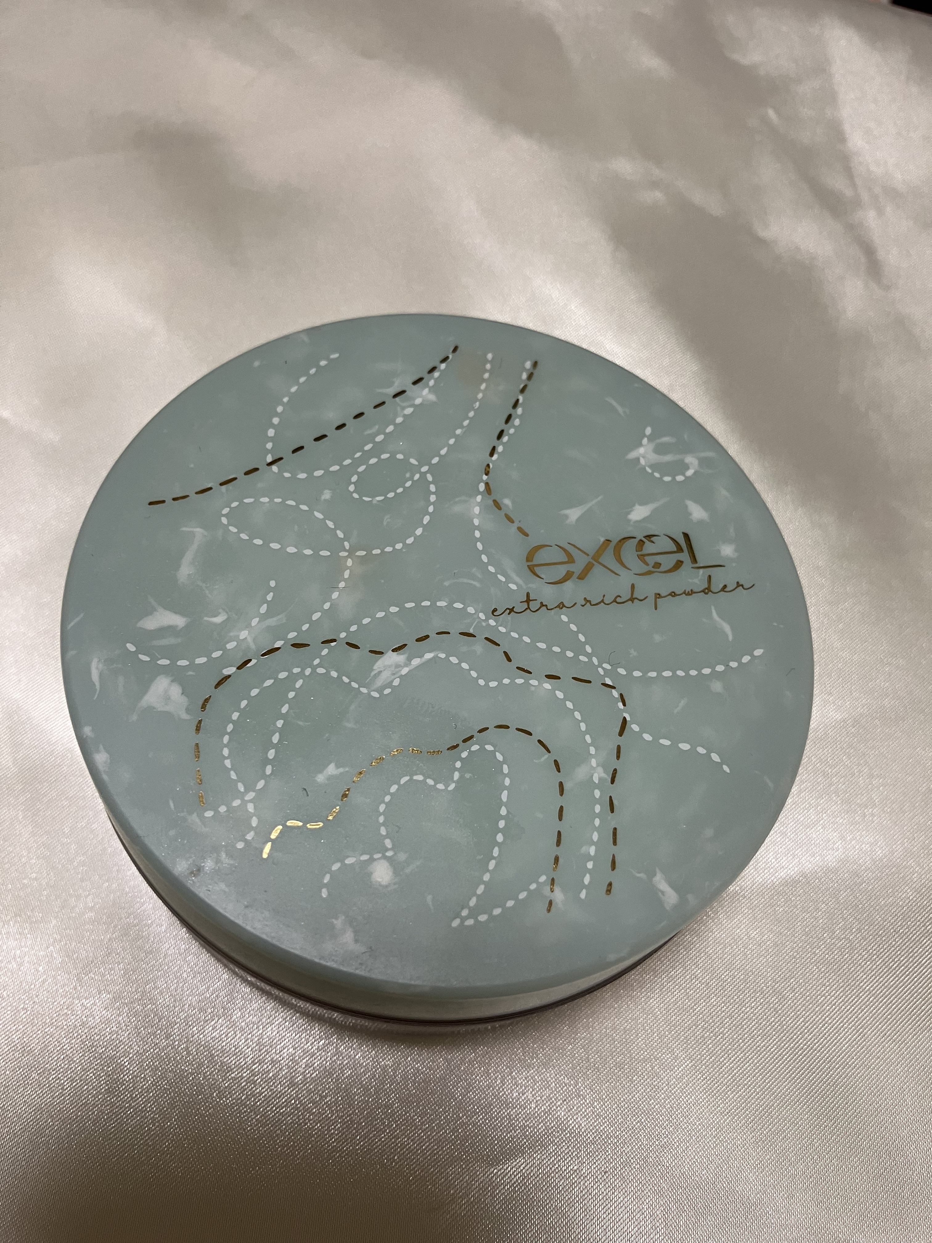 エクセル エクストラリッチパウダー'24/excel/ルースパウダーを使ったクチコミ（1枚目）