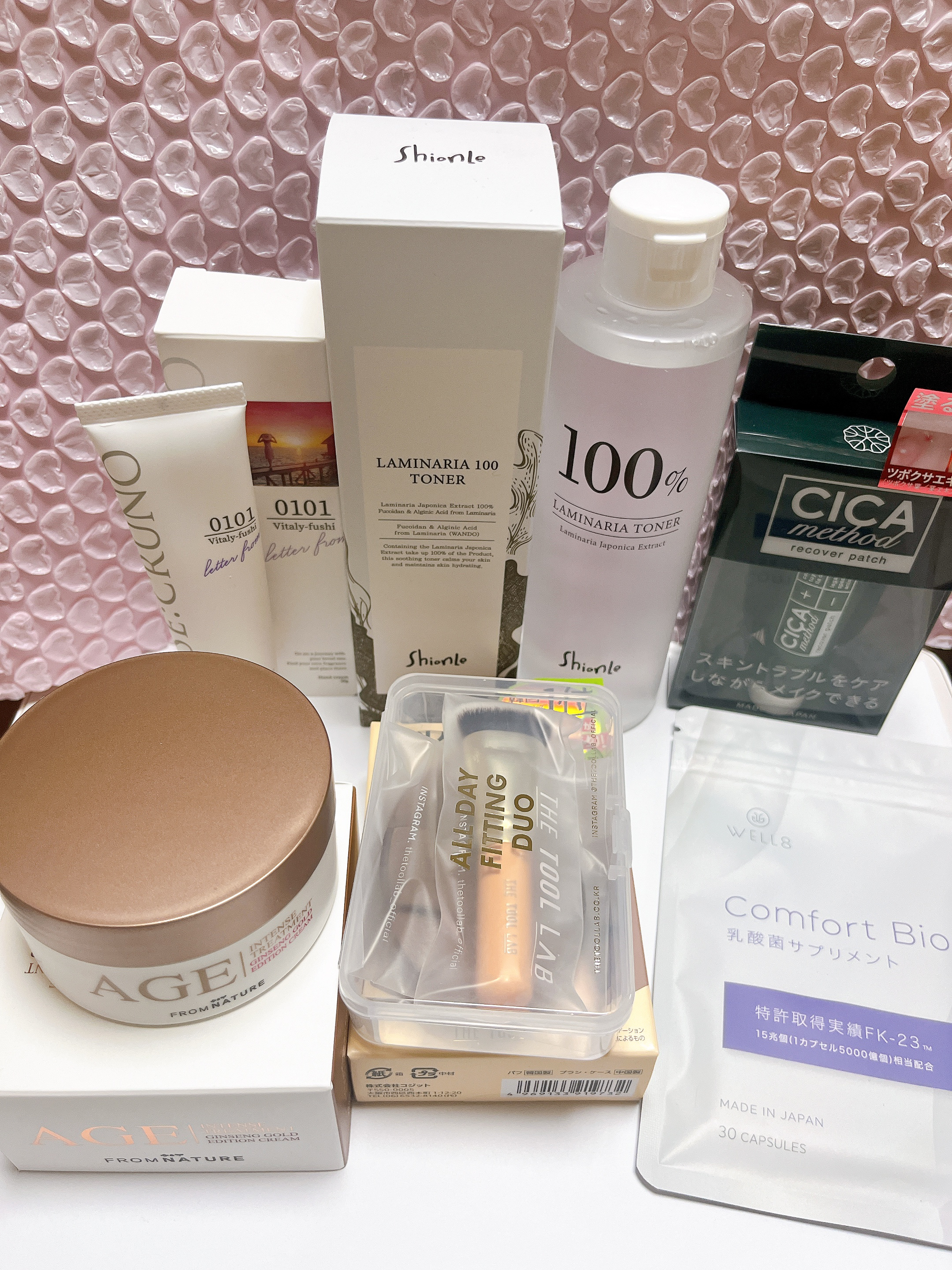 美容のプロがメイク診断や自分に合ったコスメを選んでくれるCOSMETRO

コスメのサブスク迷子の私が、前回投稿したBrillioともう一つ選んだのが、COSMETRO。

少しお高めですが、美容のプロがアドバイスしてくれます。

初回のア