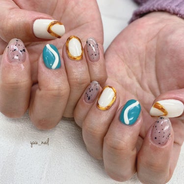 YUKA on LIPS 「.べっ甲nail..#nail#nailist#ネイル#ネイリ..」（2枚目）