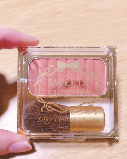 シルキーシフォンチーク/スウィーツ スウィーツ/パウダーチークを使ったクチコミ(1枚目)
