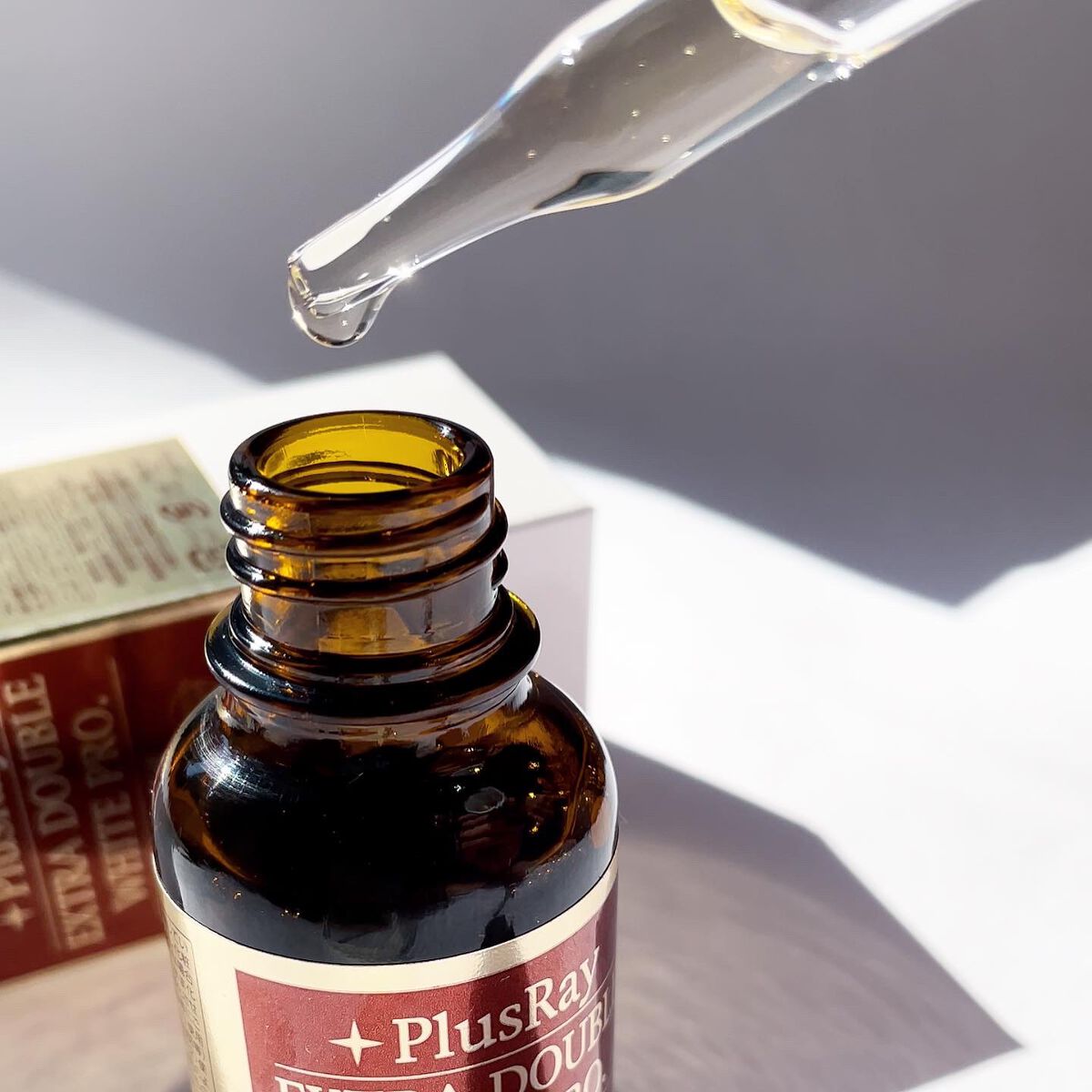 エクストラ ダブルホワイト美容原液 プロフェッショナル/PlusRay/美容液を使ったクチコミ（2枚目）