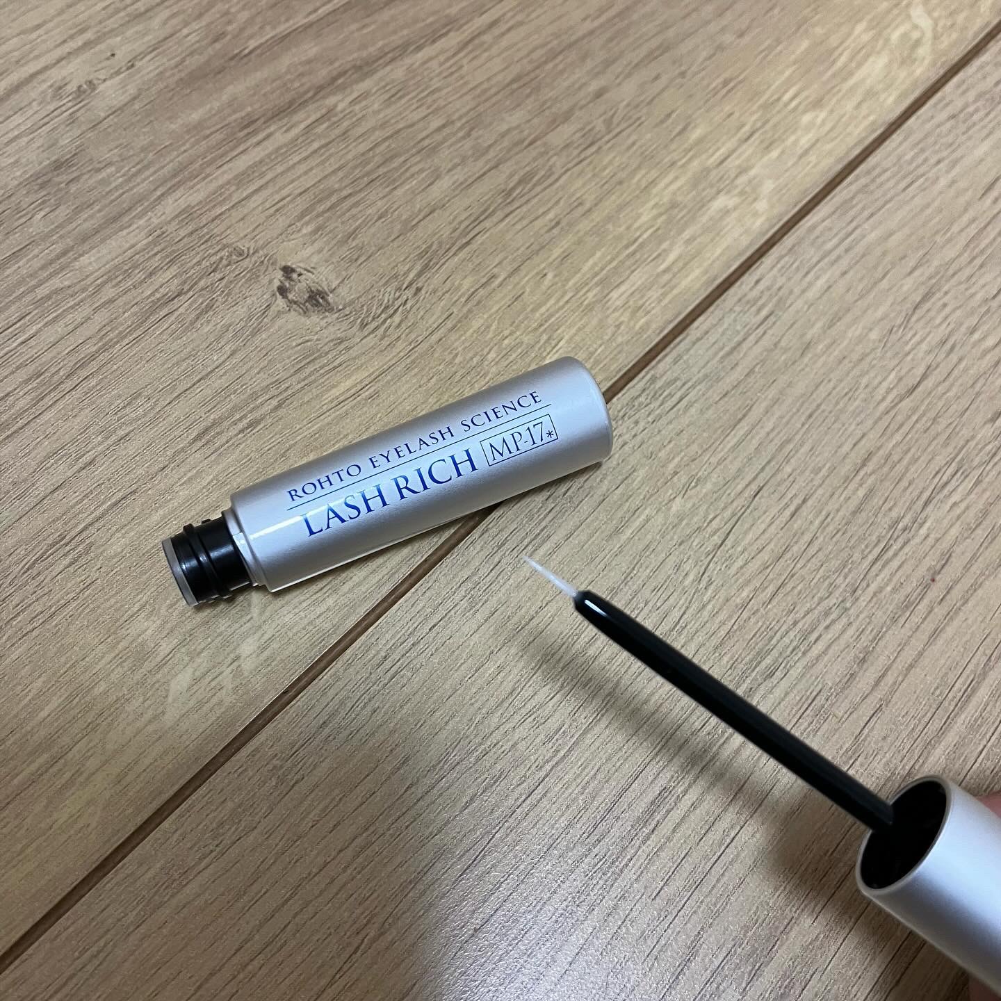 ラッシュリッチアイラッシュセラム/ロート製薬/まつげ美容液を使ったクチコミ（3枚目）