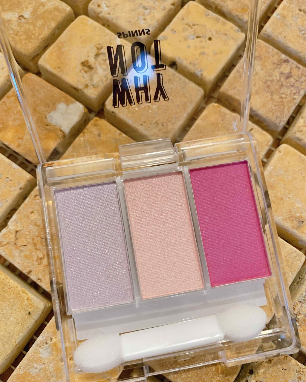 WHY NOT SPINNS 3色アイシャドウ ピンク/DAISO/アイシャドウパレットを使ったクチコミ（2枚目）