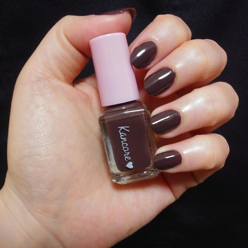 カンコレネイルカラー/DAISO/マニキュアを使ったクチコミ（2枚目）