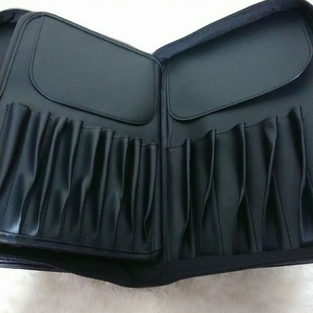 メイクブラシ収納ポーチ/DUcare/化粧ポーチを使ったクチコミ(3枚目)