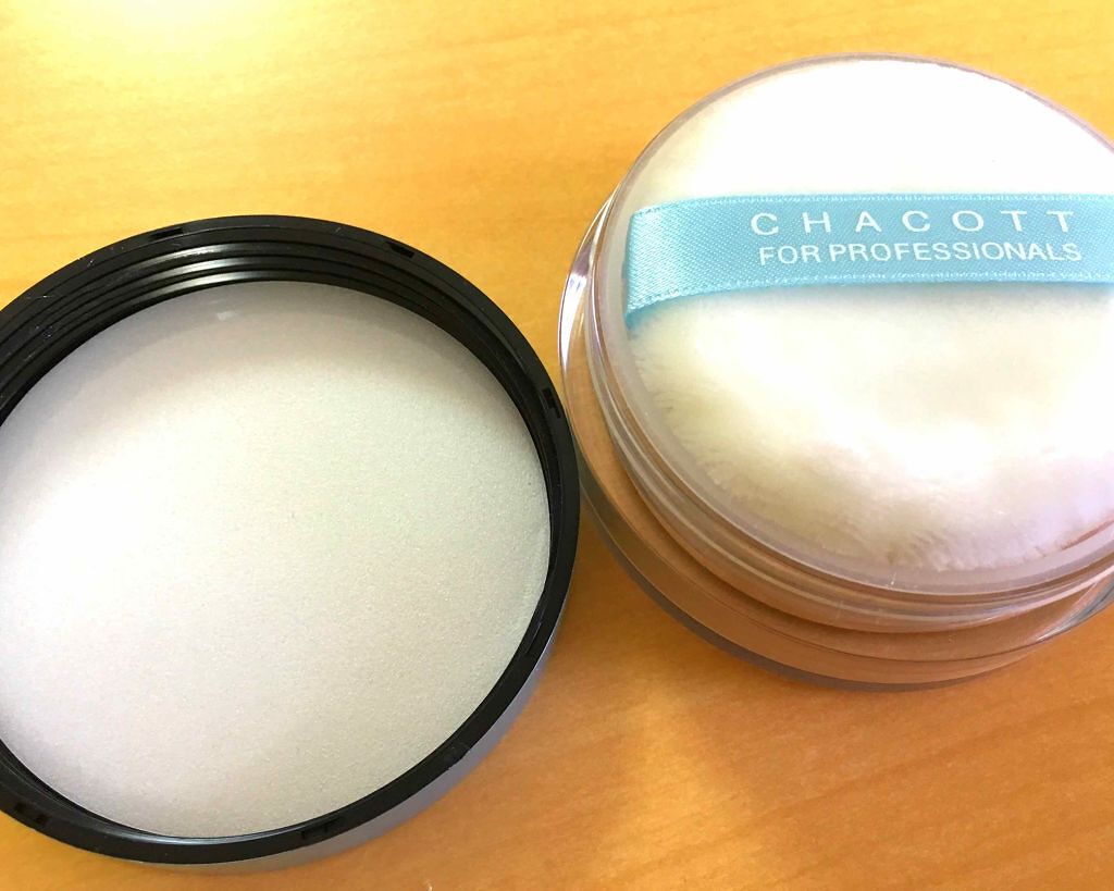 フィニッシングUVパウダー＜2018＞/チャコット・コスメティクス/ルースパウダーを使ったクチコミ（2枚目）