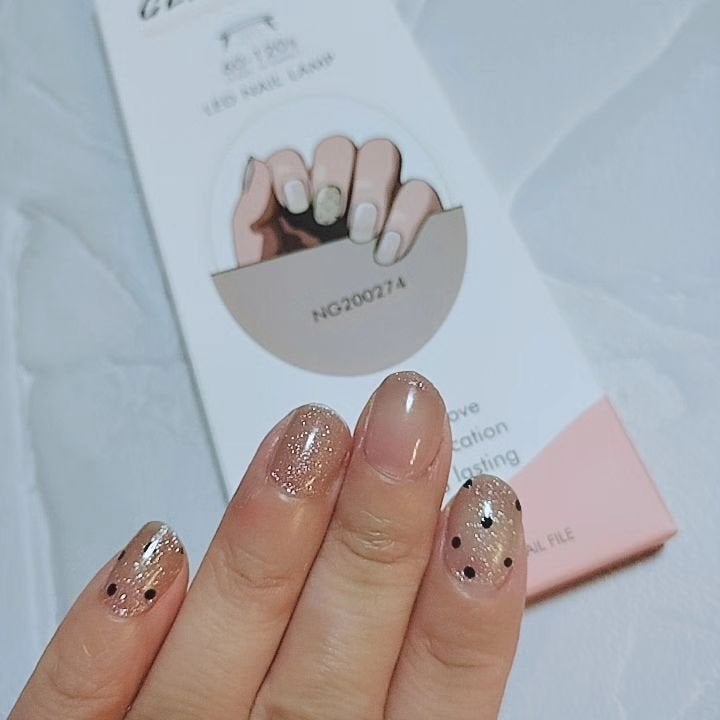 みぃ on LIPS 「楽天で購入したHITONOBU硬化させるタイプのジェルネイルが..」(4枚目)