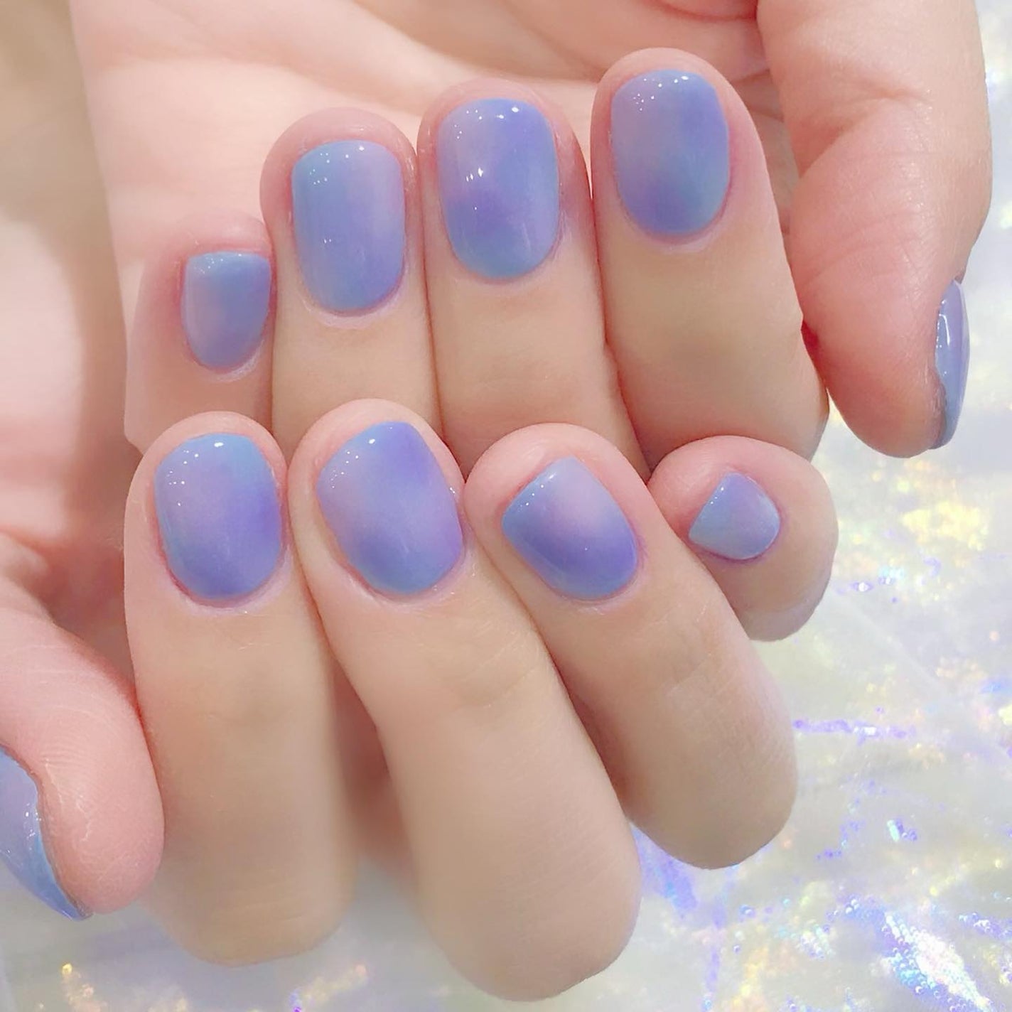 なかやまちえこ on LIPS 「ふわふわネイル💅⠀⠀エアブラシも使いました🙆♀️⠀@chap..」(2枚目)