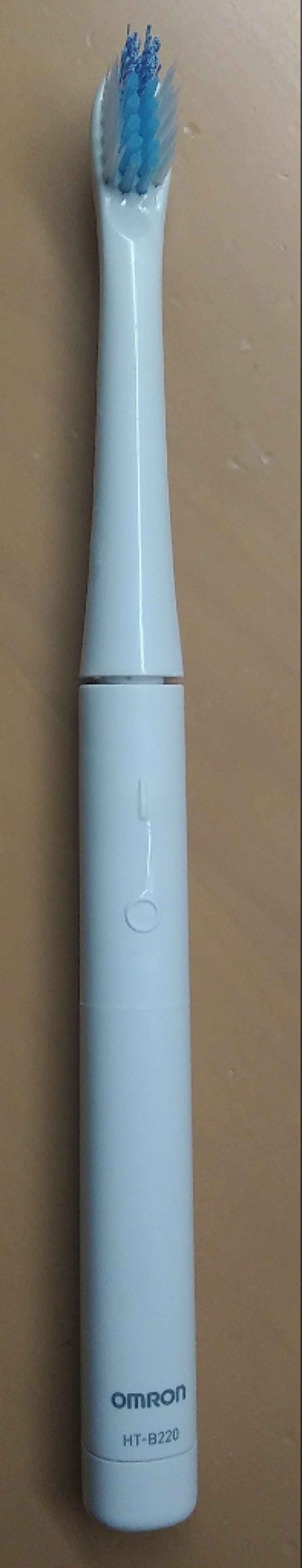 オムロン 音波式電動歯ブラシ HT-B220/オムロン/電動歯ブラシを使ったクチコミ(4枚目)