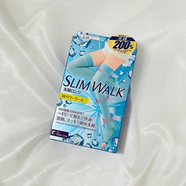 SLIMWALK スリムウォーク 美脚ロング Wパワークールのクチコミ「暑い夏におすすめ☀️
翌朝すっきり、就寝時に履くスリムウォークから、Wパワークールが登場🩵

.....」（3枚目）