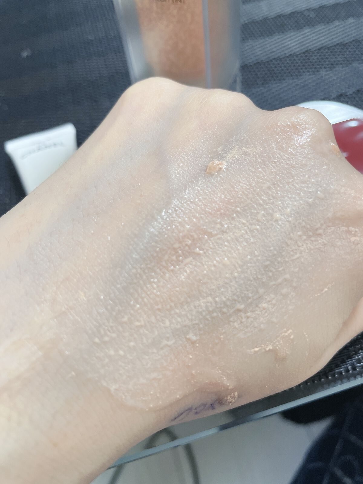 レ ベージュ オー ドゥ タン/CHANEL/クリーム・エマルジョンファンデーションを使ったクチコミ(3枚目)