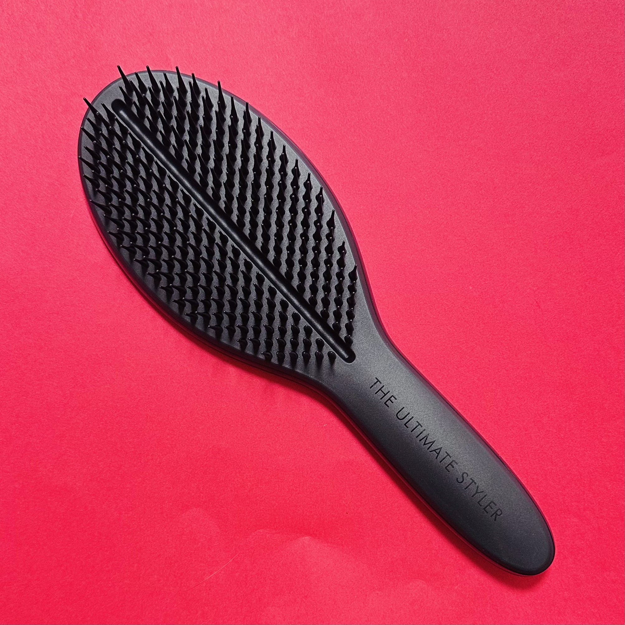 ザ・アルティメットスタイラー ゴシックブラック/TANGLE TEEZER/ヘアブラシを使ったクチコミ（2枚目）