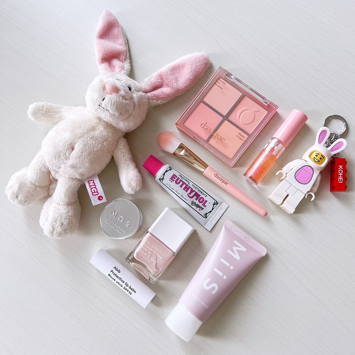 フラッフィリップティント/BLESSED MOON/リップティントを使ったクチコミ（2枚目）