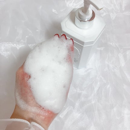 パフュームボディソープ リリィムスクホワイトティー/TEABLESS/ボディソープを使ったクチコミ(5枚目)