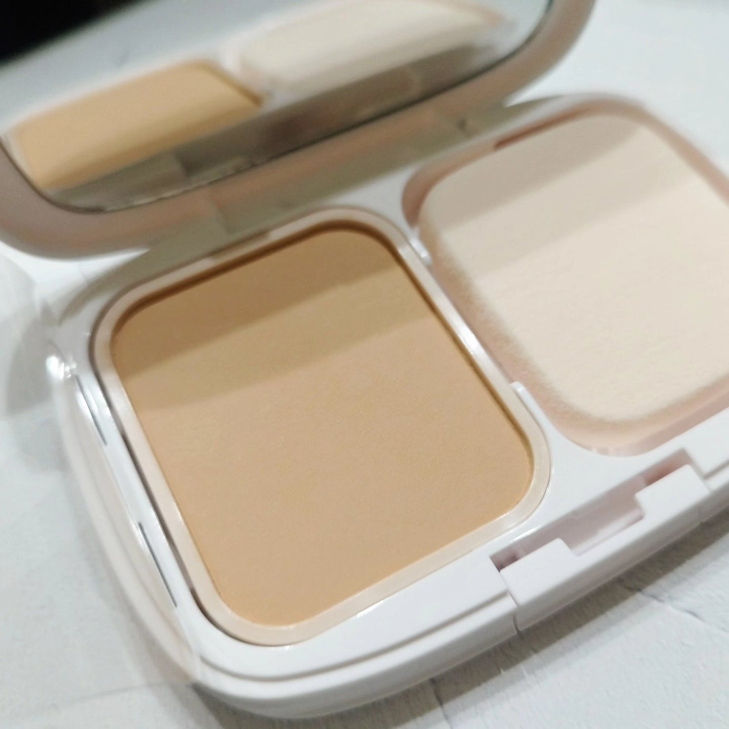 こころん❤ on LIPS 「ひとぬりでするするつるん🎶メディアリュクスのつるたま肌仕上がり..」(3枚目)