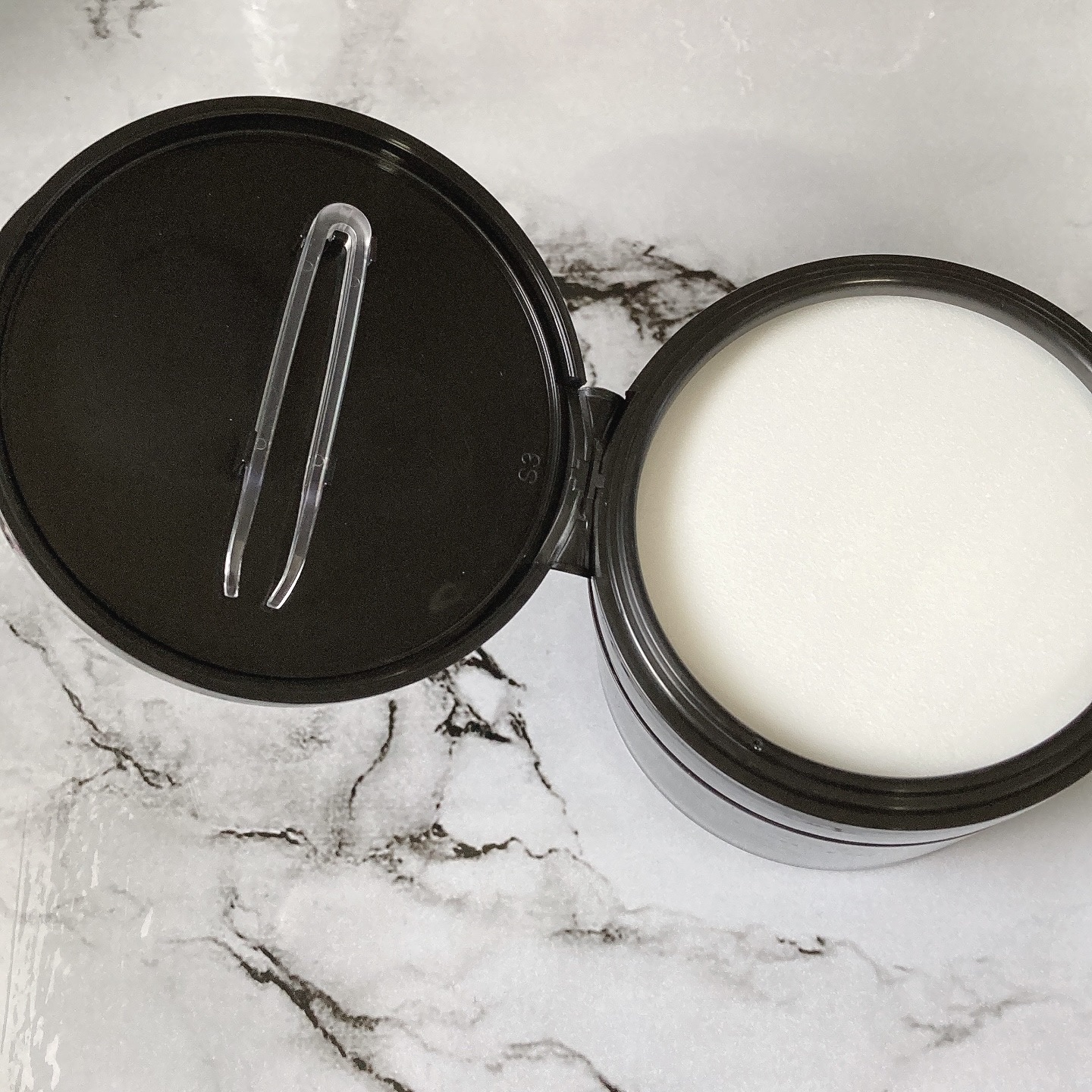 ブルーブライトピーリングパッド/EMROSÉ/トナーパッドを使ったクチコミ（2枚目）