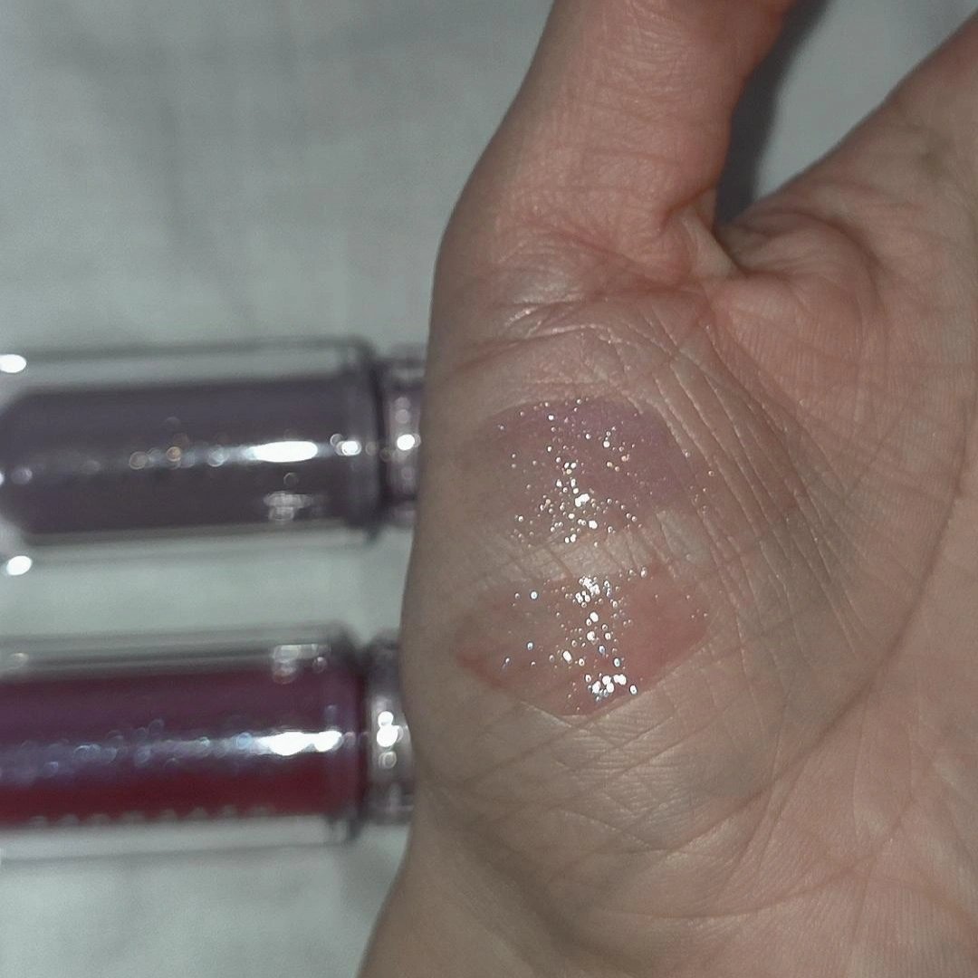 デュイジェルマキシグロス 13 ヌードラベンダー/wakemake/リップグロスを使ったクチコミ（3枚目）