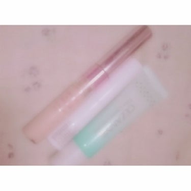 持ってるコスメ コンシーラー編🌷

左から.♡ →

①CANMAKE ハイライト&リタッチコンシーラーUV 01 ライトピンクベージュ

・SPF40 PA++
・細かい部分も塗りやすいチップタイプ
