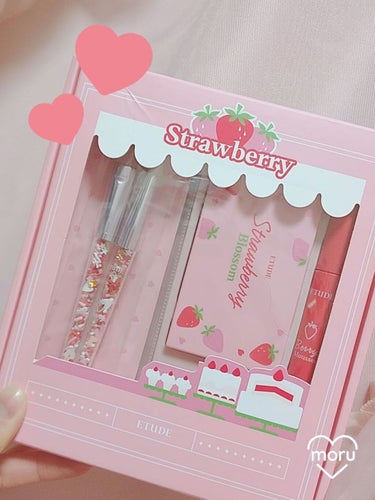 いちごみるくのような甘すぎる可愛さ❣

‧✧̣̥̇‧✦‧✧̣̥̇‧✦ETUDE HOUSE‧✧̣̥̇‧✦‧✧̣̥̇‧✦

シャカシャカ入りのメイクブラシ×2
6colorアイシャドウパレット
マットティ