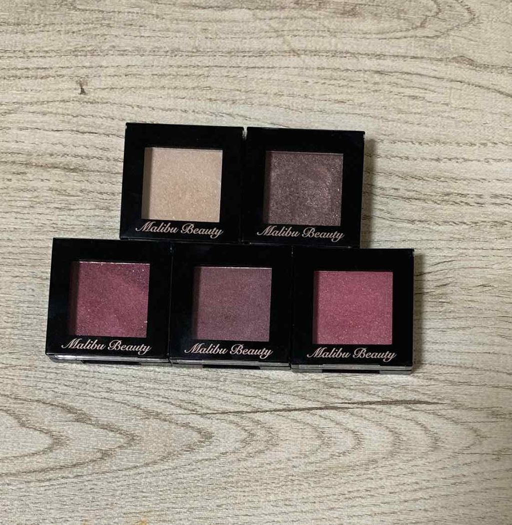 シングルアイシャドウ/マリブビューティー/単色アイシャドウを使ったクチコミ(1枚目)