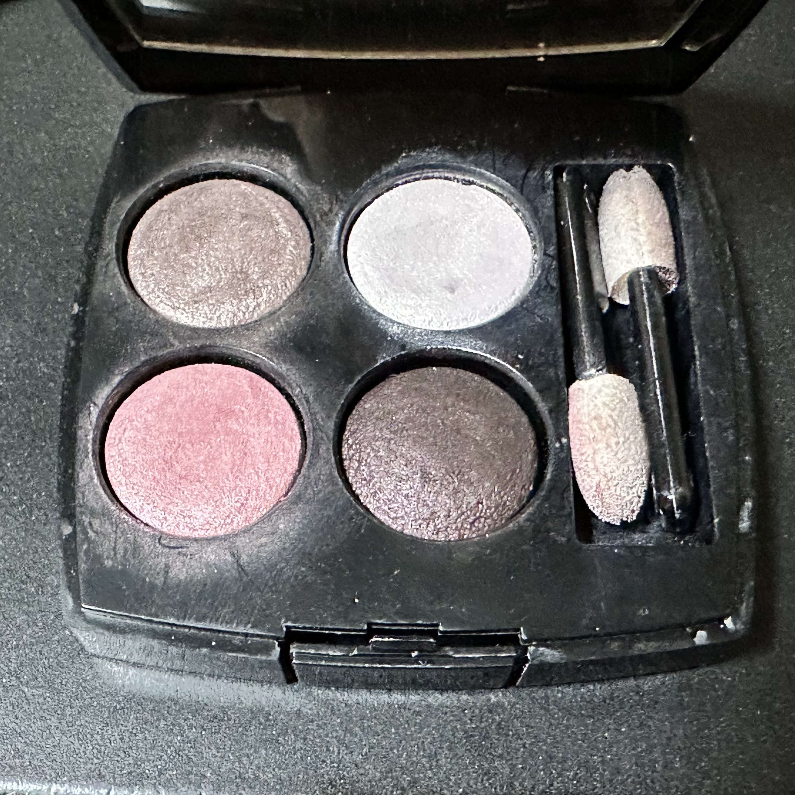 レ キャトル オンブル/CHANEL/アイシャドウパレットを使ったクチコミ（3枚目）