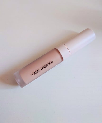 リアル フローレス ウェイトレス パーフェクティング コンシーラー/ローラ メルシエ/リキッドコンシーラーを使ったクチコミ(1枚目)