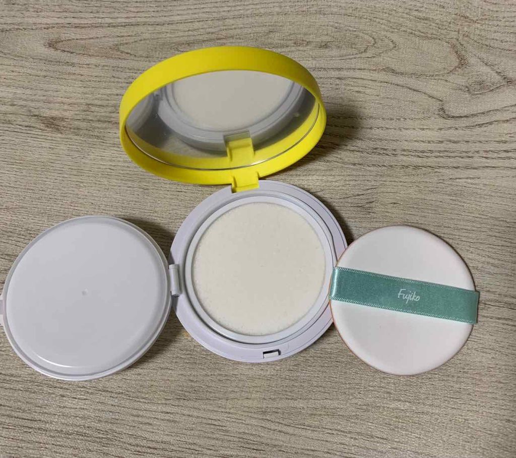 フジコあぶらとりウォーターパウダー/Fujiko/プレストパウダーを使ったクチコミ(2枚目)