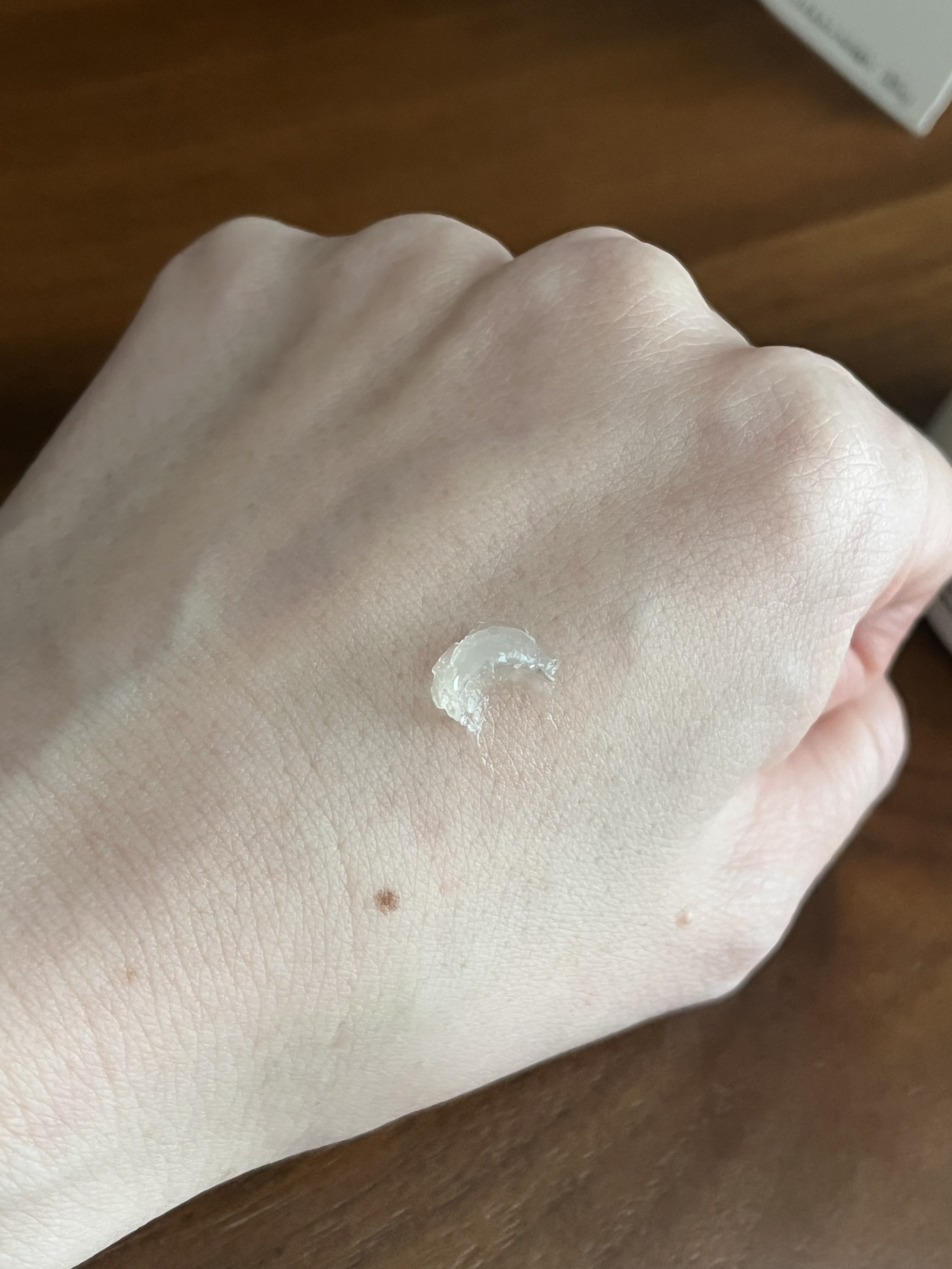 アリィー クロノビューティ UV ヘアカラーラスティング＆スタイリング バーム/アリィー/ヘアバームを使ったクチコミ（3枚目）