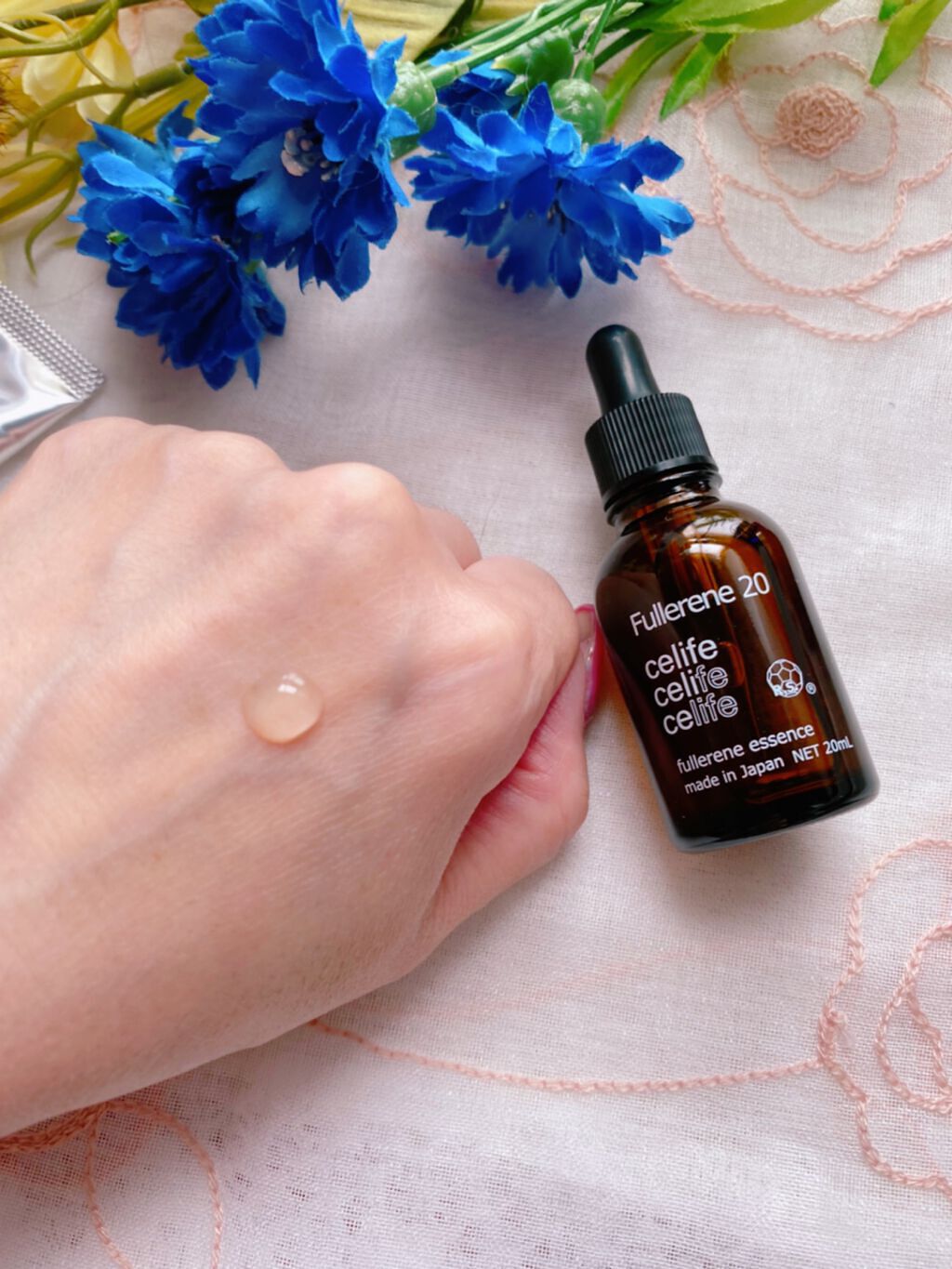 フラーレン配合美容液 フラーレン20/Celife/美容液を使ったクチコミ(1枚目)