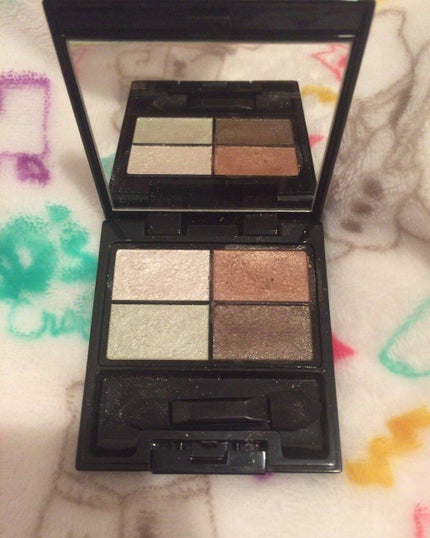 アイグロー シャドウ クワッド N/REVLON/アイシャドウパレットを使ったクチコミ(2枚目)