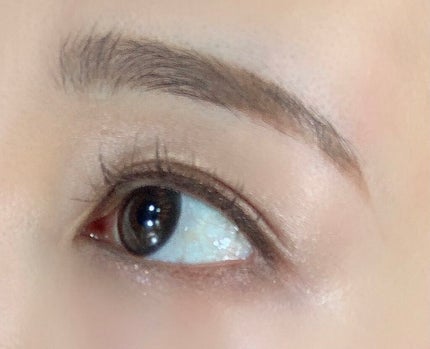 hachi on LIPS 「海外メイクでよく見かけるアイブロウジャムやアイブロウワックスが..」(4枚目)