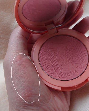 Amazonian Clay 12-Hour Blush/tarte/パウダーチークを使ったクチコミ（3枚目）