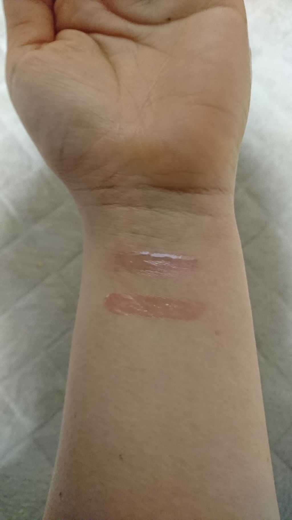 ティンティッド オイルフィットグロス/RMK/リップグロスを使ったクチコミ(2枚目)