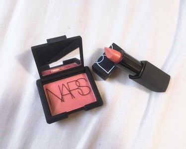 リップスティック(旧)/NARS/口紅を使ったクチコミ（2枚目）