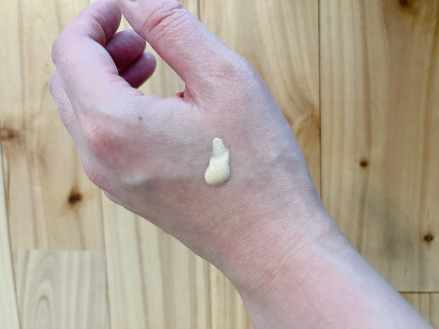 サンシェルター トーンアップCC/DECORTÉ/CCクリームを使ったクチコミ(5枚目)