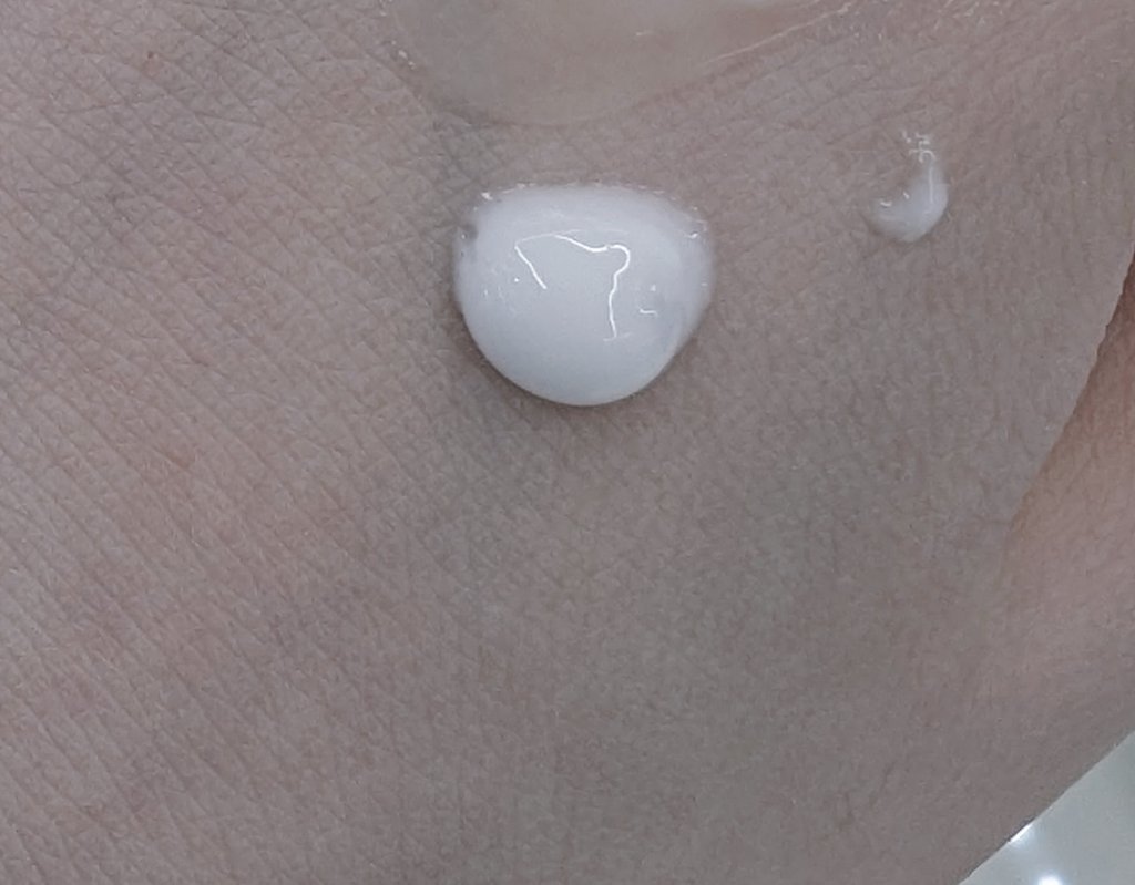 エファクラ ピールケア セラム/ラ ロッシュ ポゼ/美容液を使ったクチコミ（2枚目）