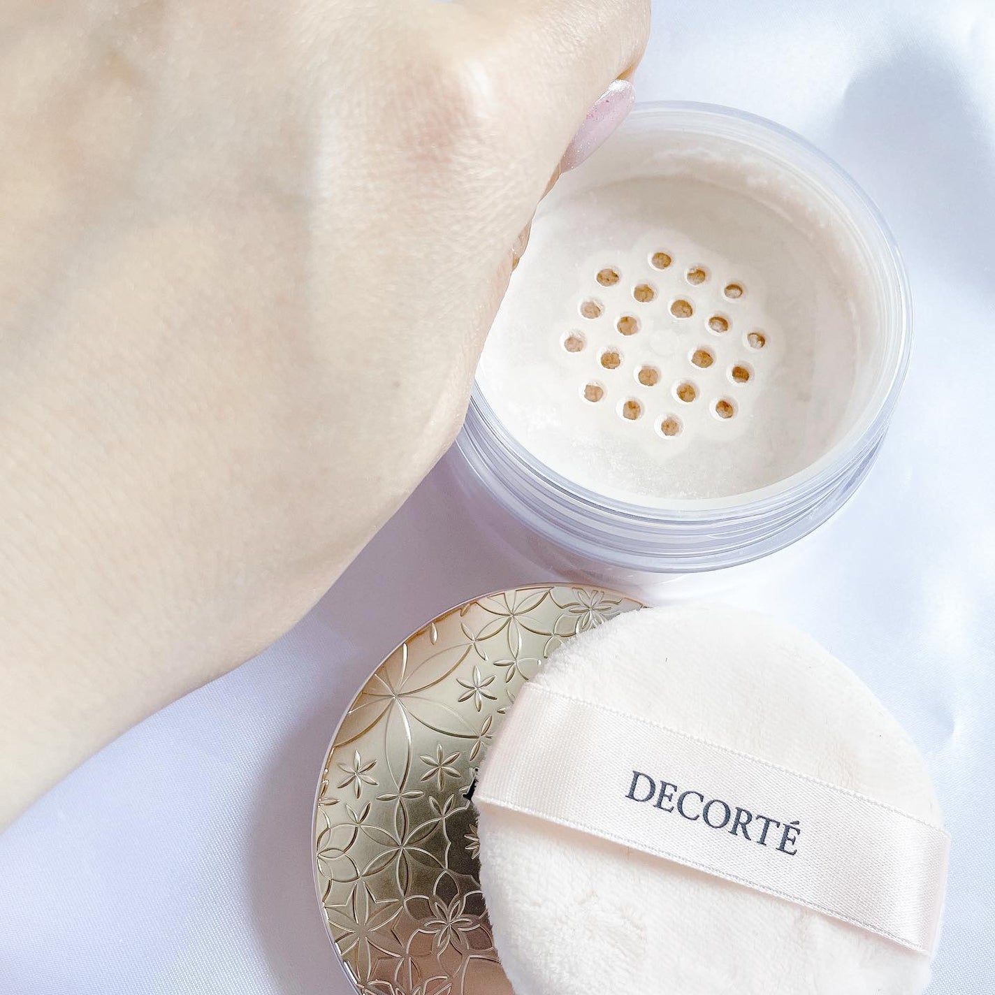 フェイスパウダー/DECORTÉ/ルースパウダーを使ったクチコミ(3枚目)