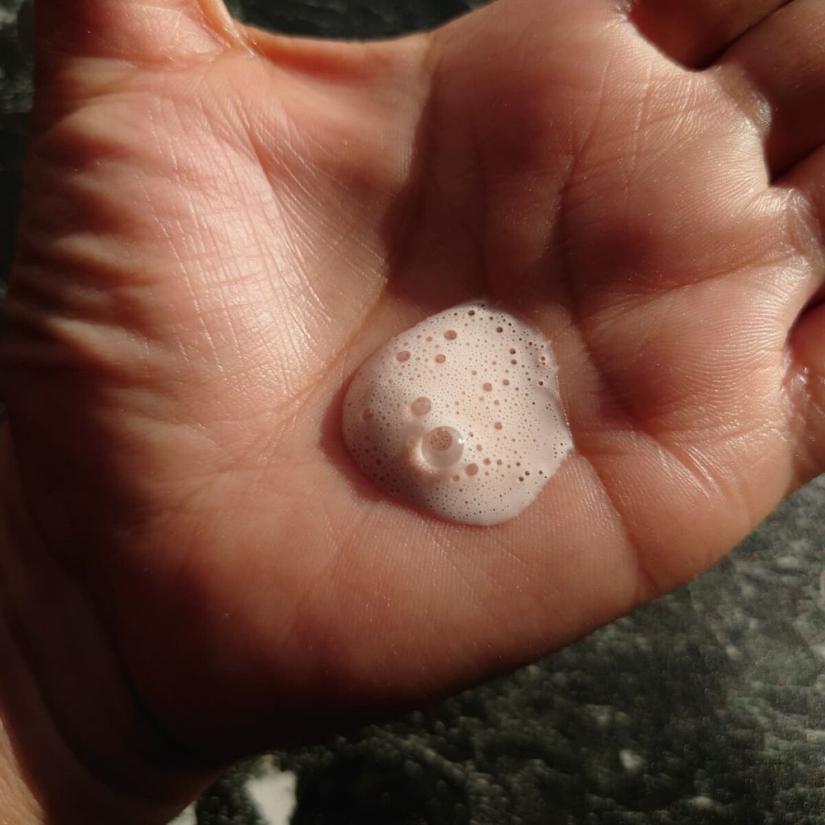 ブラーフィニッシュフォームプライマー/Dinto/化粧下地を使ったクチコミ（3枚目）