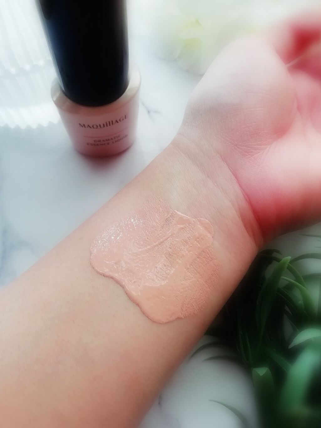 ドラマティックエッセンスリキッド/マキアージュ/リキッドファンデーションを使ったクチコミ(5枚目)