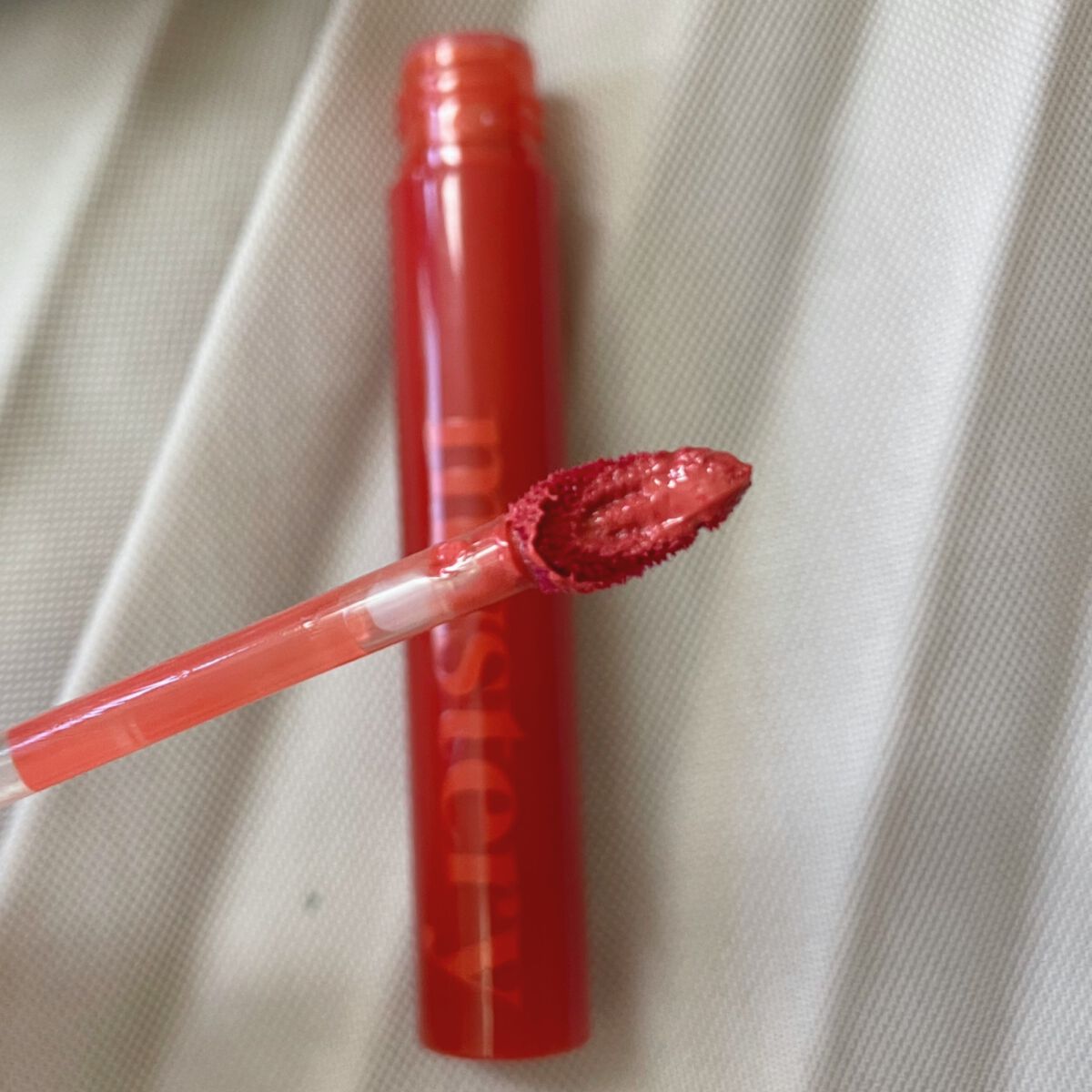 アイムミミ ミステリー フラッシュティント/i’m meme/リップティントを使ったクチコミ（2枚目）