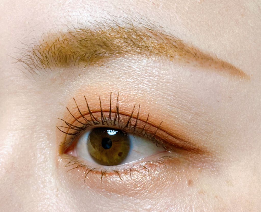 meg♥️ on LIPS 「10月13日のアイメイクです💋💄✨本日もMuhlyRomanc..」(3枚目)