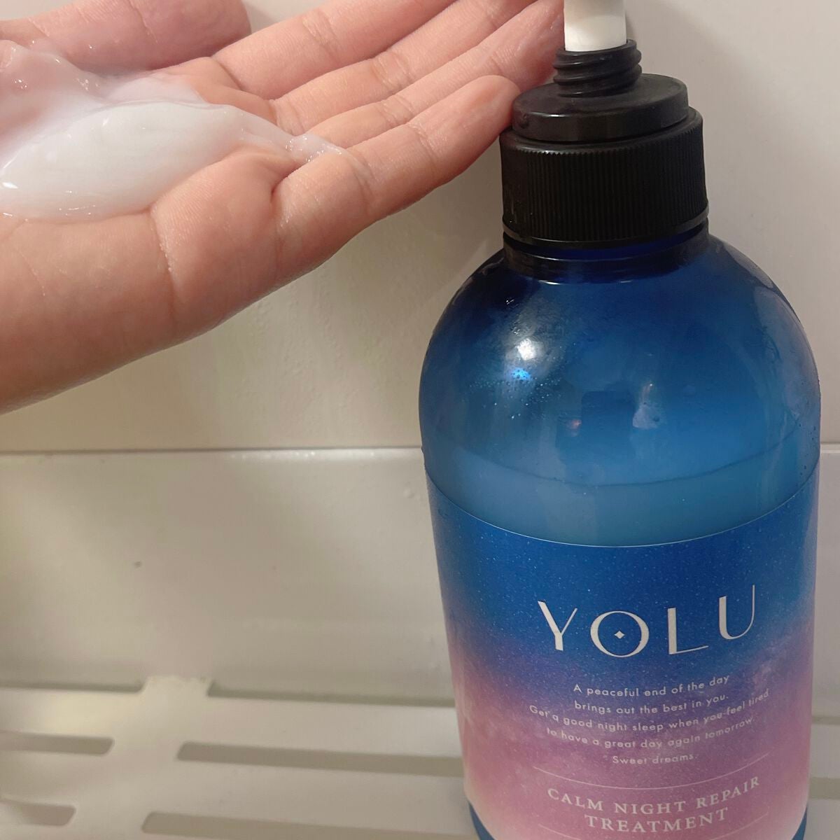 カームナイトリペアシャンプー/トリートメント/YOLU/市販シャンプーを使ったクチコミ(4枚目)