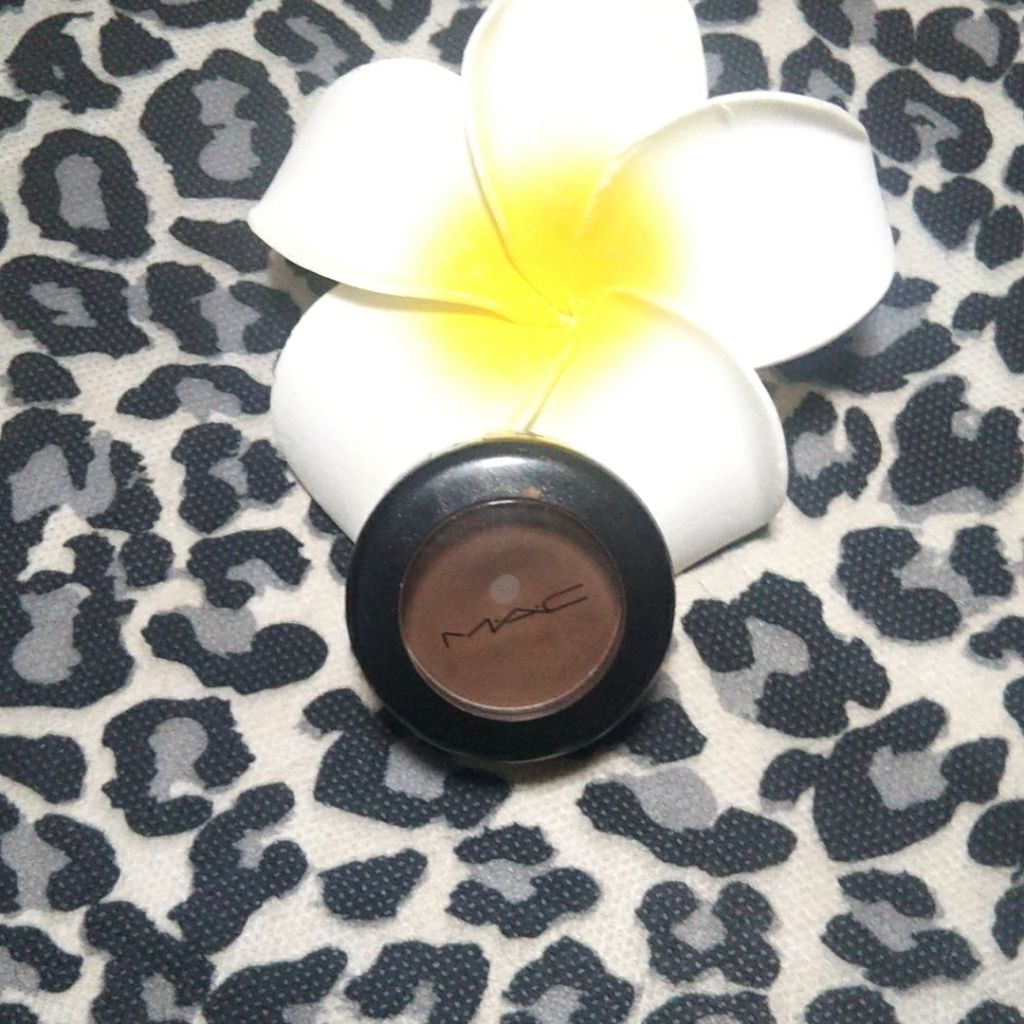 スモール アイシャドウ/M・A・C/単色アイシャドウを使ったクチコミ(1枚目)